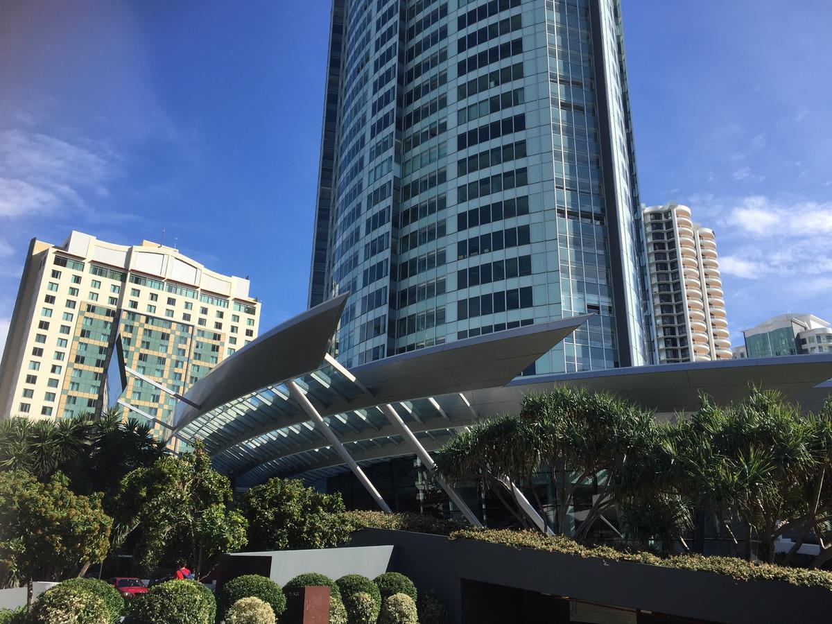 Iconic Q Resort Ocean View Gold Coast Exterior photo