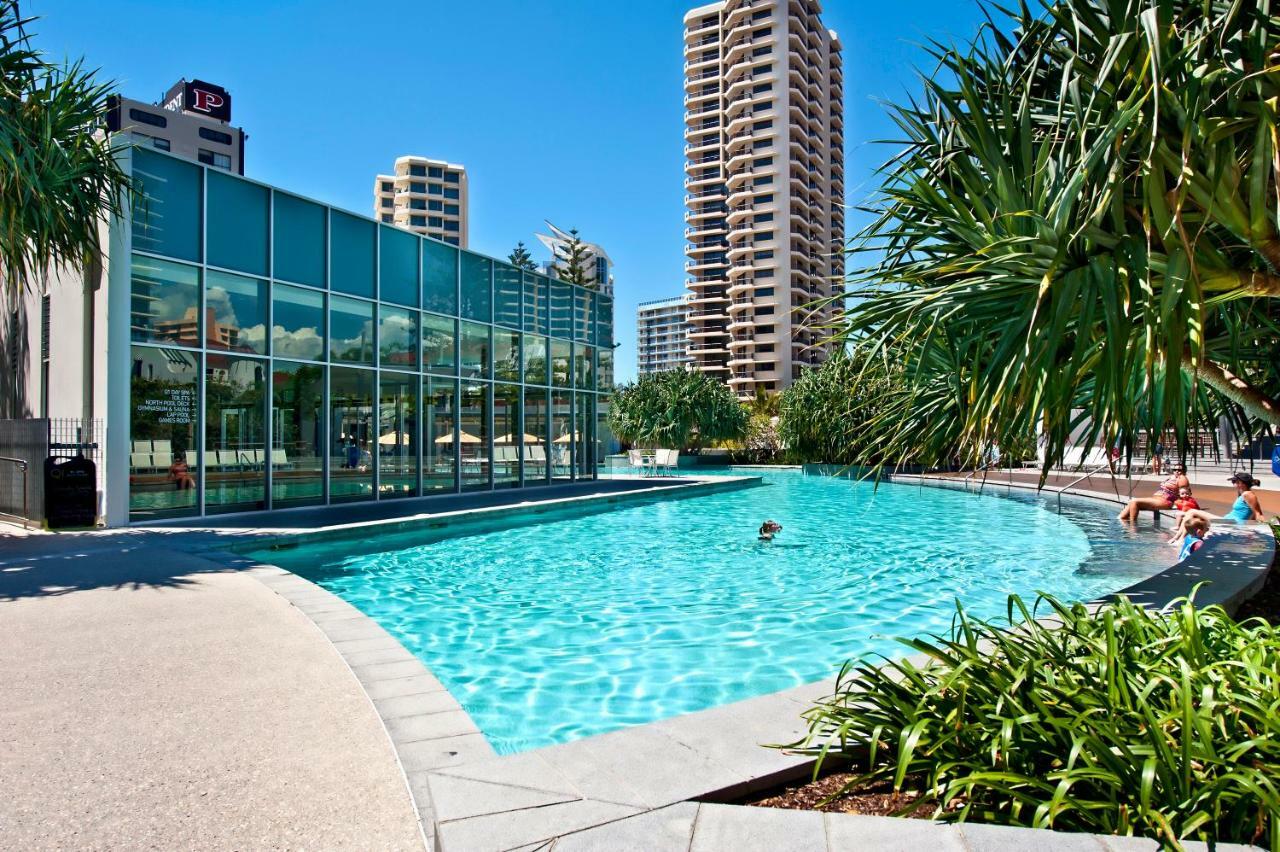 Iconic Q Resort Ocean View Gold Coast Exterior photo